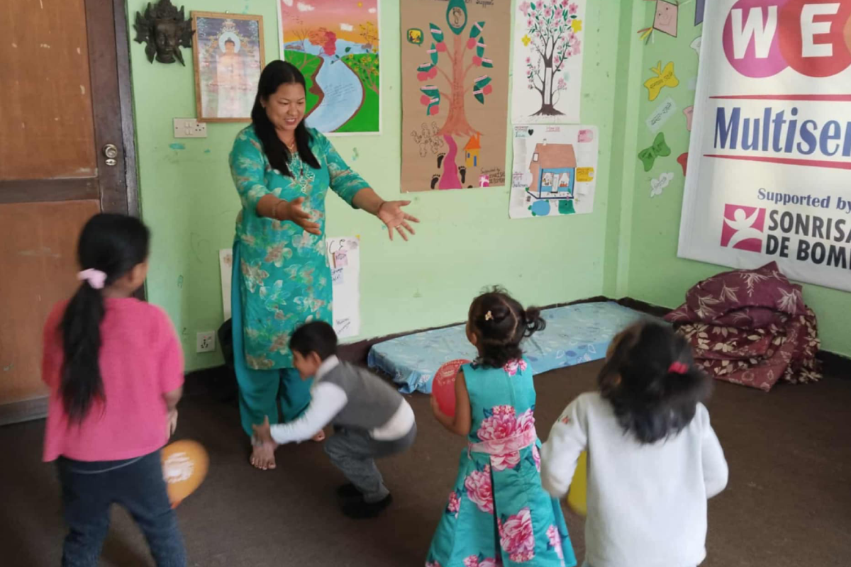 centro-dia-interior social center nepal mumbai smiles